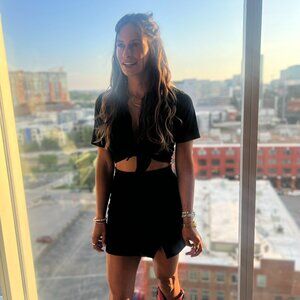 Meet your Posher, Kendra